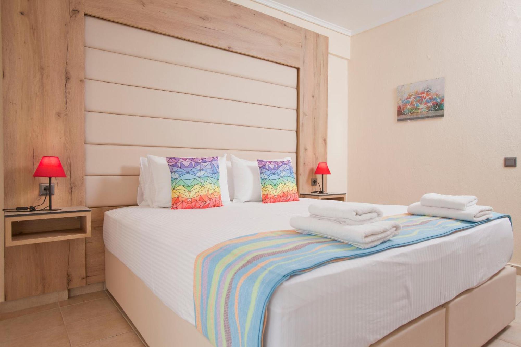 Seven Heaven Premium Suites سالونيك المظهر الخارجي الصورة